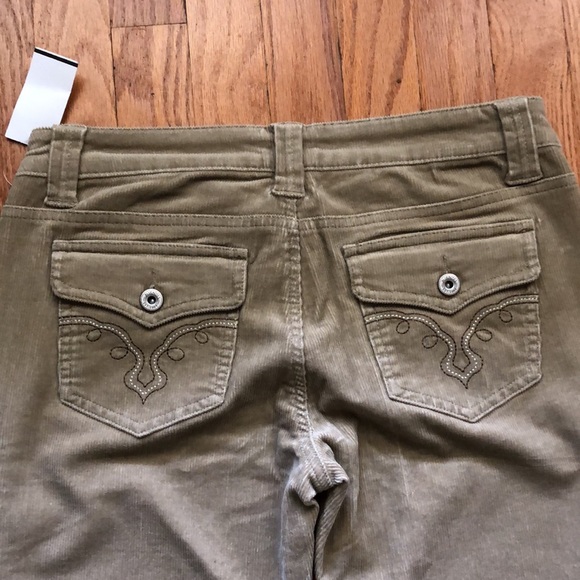 Flared cords - Picture 5 of 10